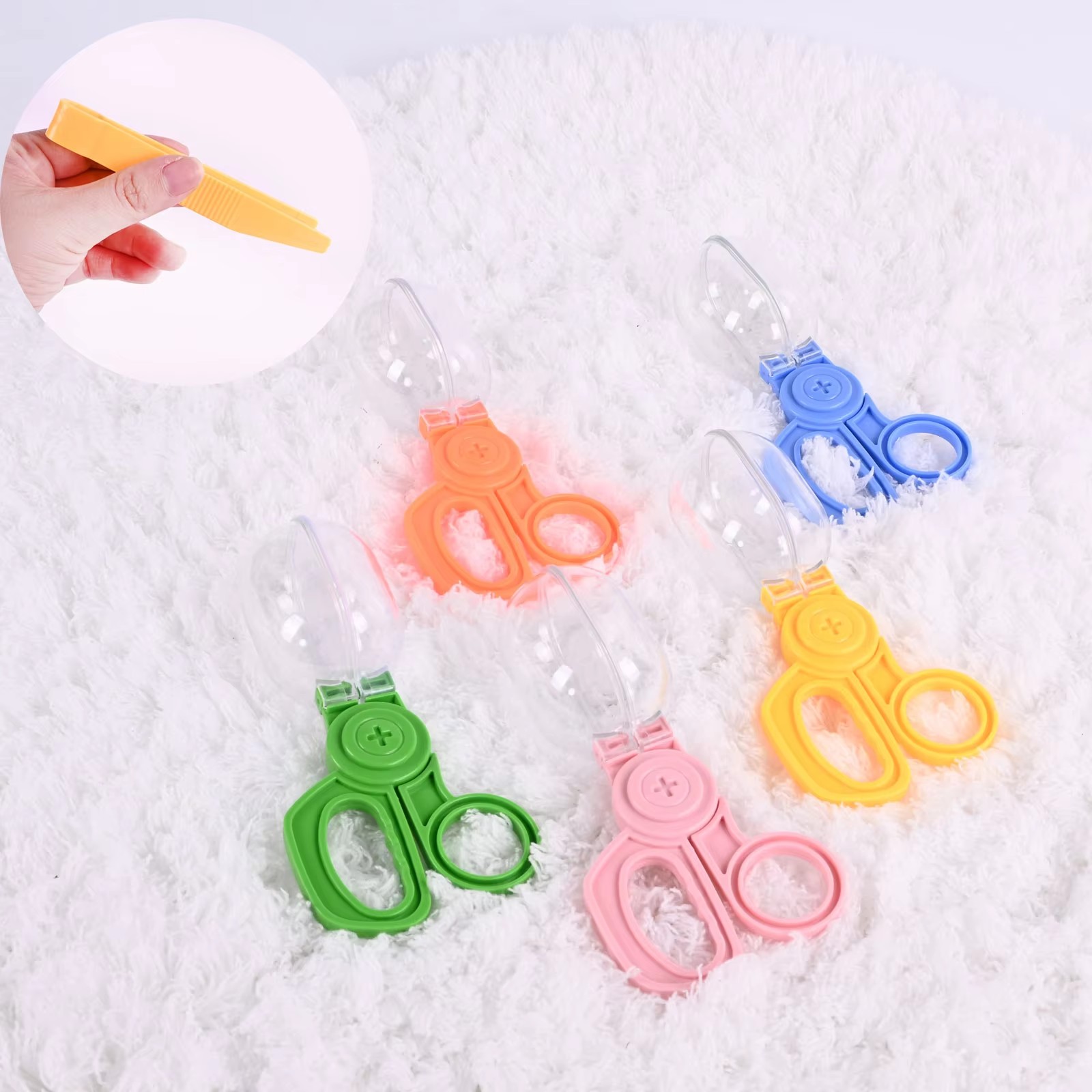 Adventure Insect Capsule Clip  - Outdoor Adventure Gifts ulasan dan harga
